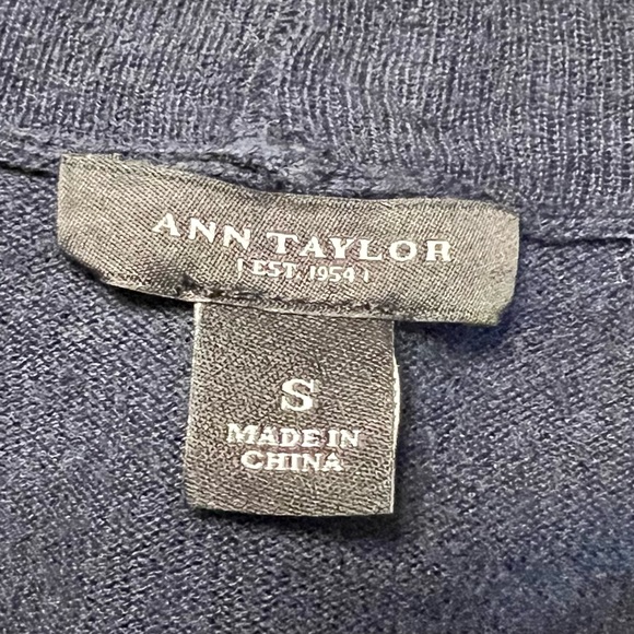 Ann Taylor Lightweight Faux Wrap Sweater - Picture 4 of 5